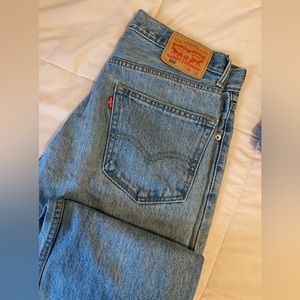 Vintage High Waisted Levi Jeans UNISEX